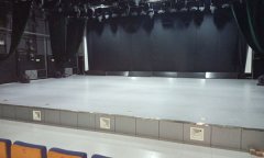天津音乐学院舞台地板