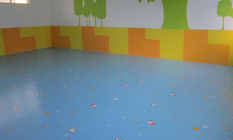 幼儿园塑胶地板企业要提高产品_服务以及公关能