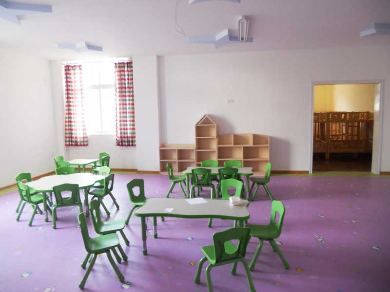 贵阳省六盘水市幼儿园卡通塑胶地板