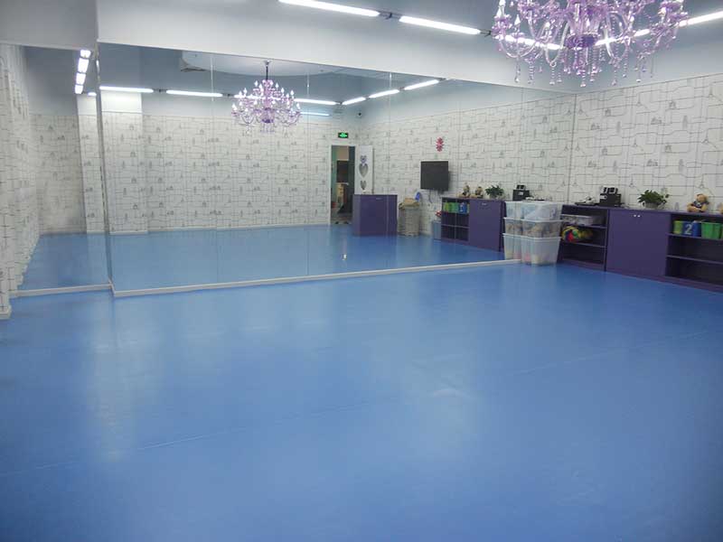 北京昌平区灰姑娘国际儿童艺术中心舞蹈室地板