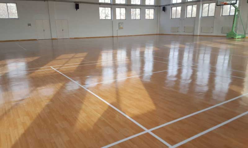 山东省青岛城阳区职教中心篮球场地板